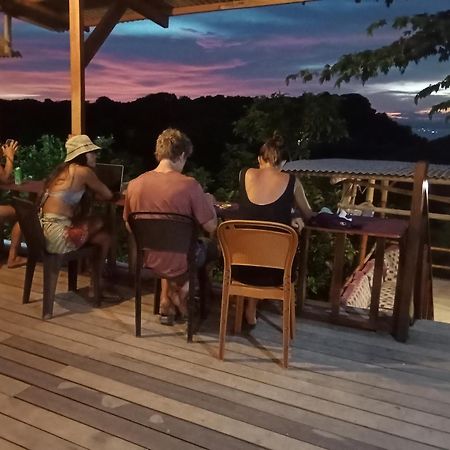 Feby'S Homestay Ekas Экстерьер фото