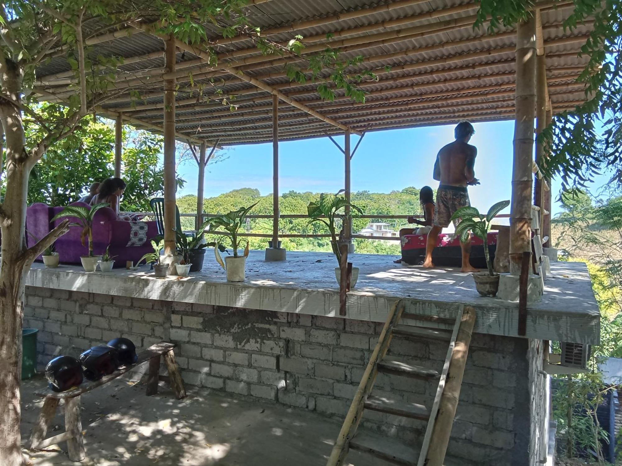 Feby'S Homestay Ekas Экстерьер фото